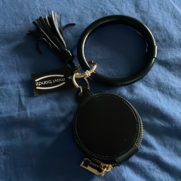 mavi bandz Accessories - Mavi Bandz wristlet